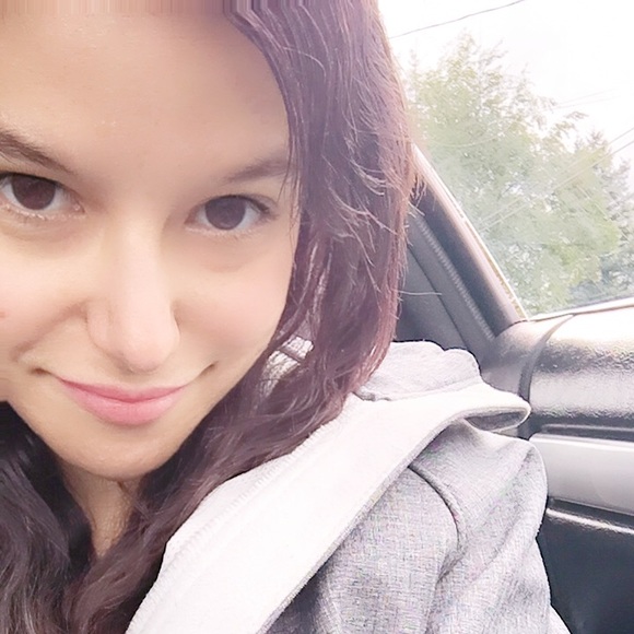 Meet your Posher, Skye - Picture 4 of 7